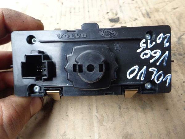 COMMODO VOLVO V60 2015 ( PHARE UNIQUEMENT ) - Vue 2